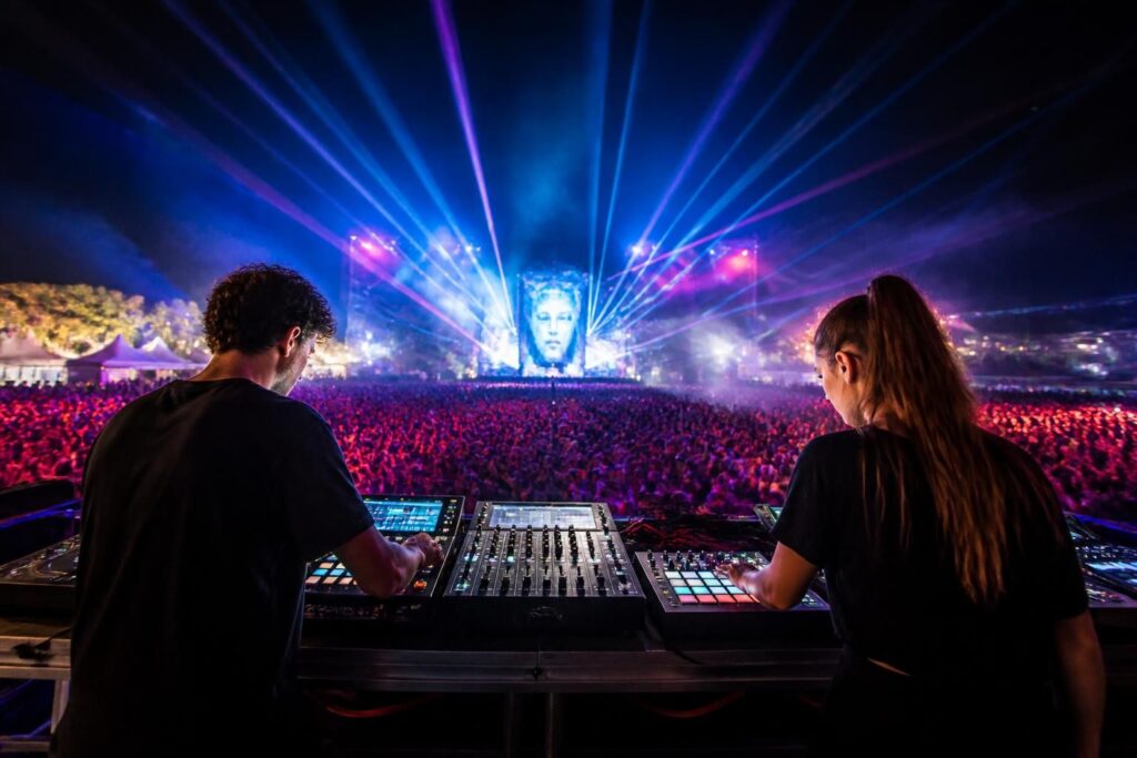 découvrez comment le duo gh and bass révolutionne la scène électro française avec leur style unique et leurs innovations musicales qui captivent les fans.